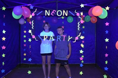 Neon Party 2025